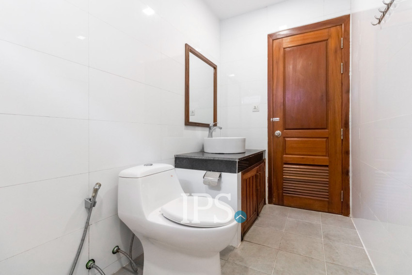 2 Bedroom Apartment For Rent - Kouk Chak, Siem Reap