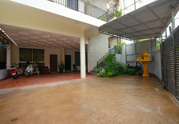 2 Bedroom Apartment For Rent - Slor Kram, Siem Reap thumbnail