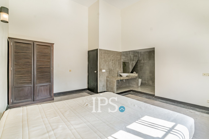 Renovated Duplex 2 Bedroom Apartment For Sale - Srah Chork, Phnom Penh
