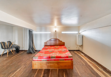 Renovated Duplex 2 Bedroom Apartment For Sale - Srah Chork, Phnom Penh thumbnail