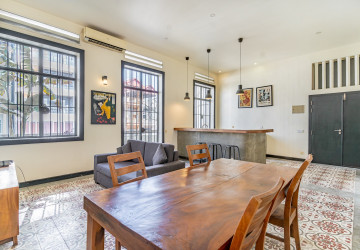 Renovated Duplex 2 Bedroom Apartment For Sale - Srah Chork, Phnom Penh thumbnail