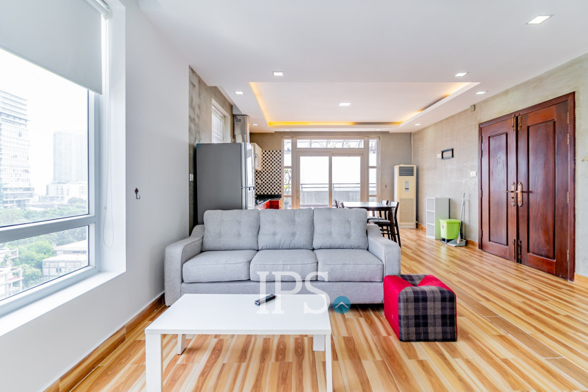 2 Bedrooms Serviced Apartment for Rent- Tonle Bassac , Phnom Penh