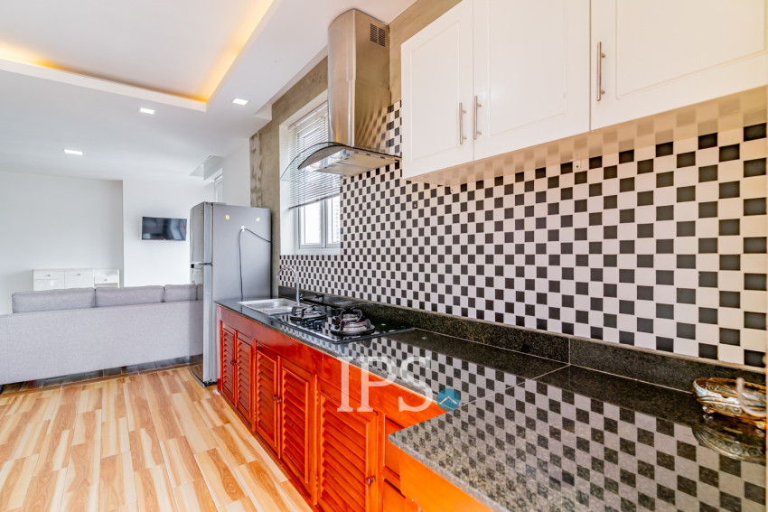 2 Bedrooms Serviced Apartment for Rent- Tonle Bassac , Phnom Penh