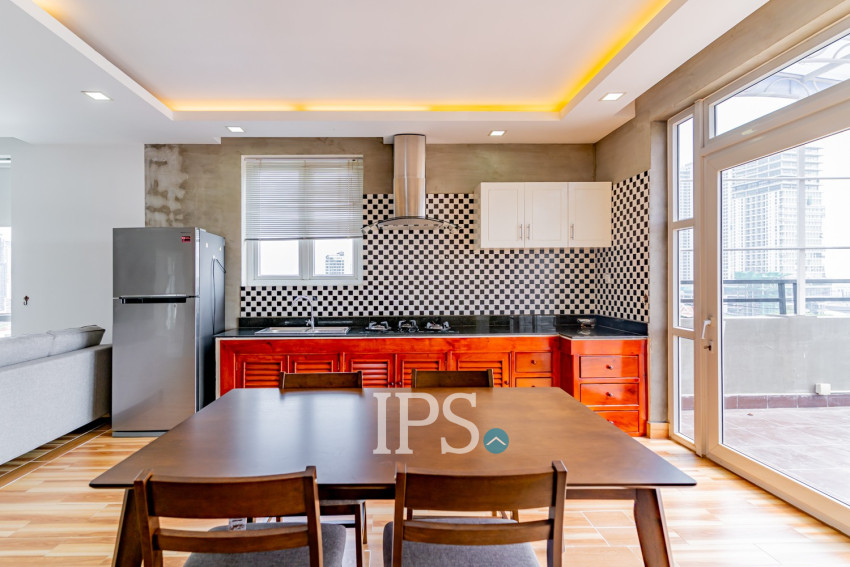 2 Bedrooms Serviced Apartment for Rent- Tonle Bassac , Phnom Penh