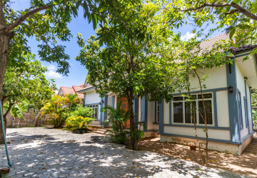 2 Bedroom House For Rent - Sala Kamreuk, Siem Reap thumbnail