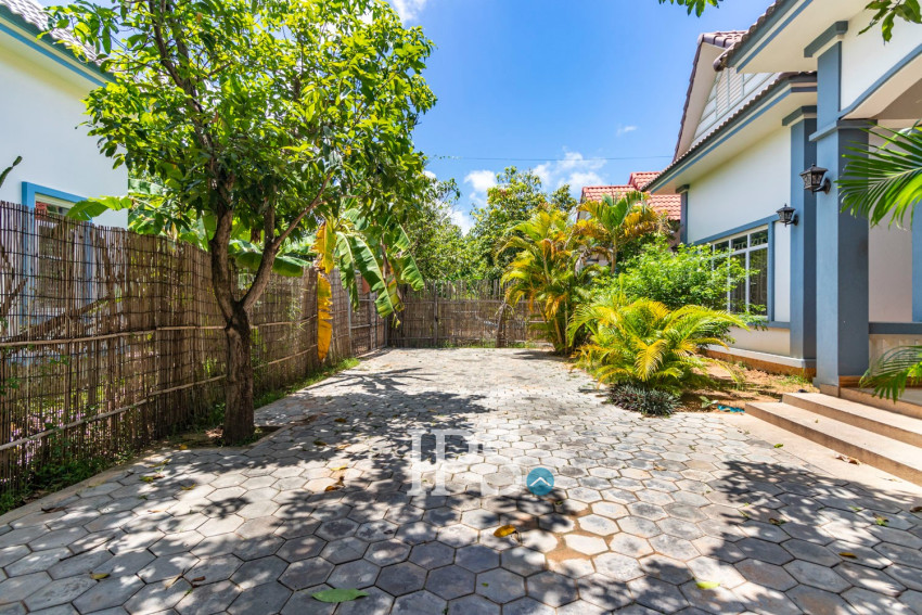 2 Bedroom House For Rent - Sala Kamreuk, Siem Reap