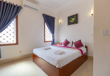 7 Bedroom Hotel For Rent - Sala Kamreuk, Siem Reap thumbnail