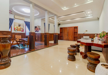 7 Bedroom Hotel For Rent - Sala Kamreuk, Siem Reap thumbnail
