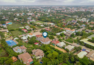 7 Bedroom Hotel For Rent - Sala Kamreuk, Siem Reap thumbnail