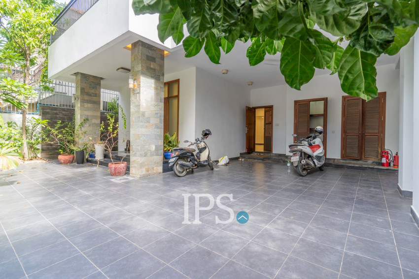 4 Bedroom Villa For Rent - Bassac Garden City, Tonle Bassac, Phnom Penh