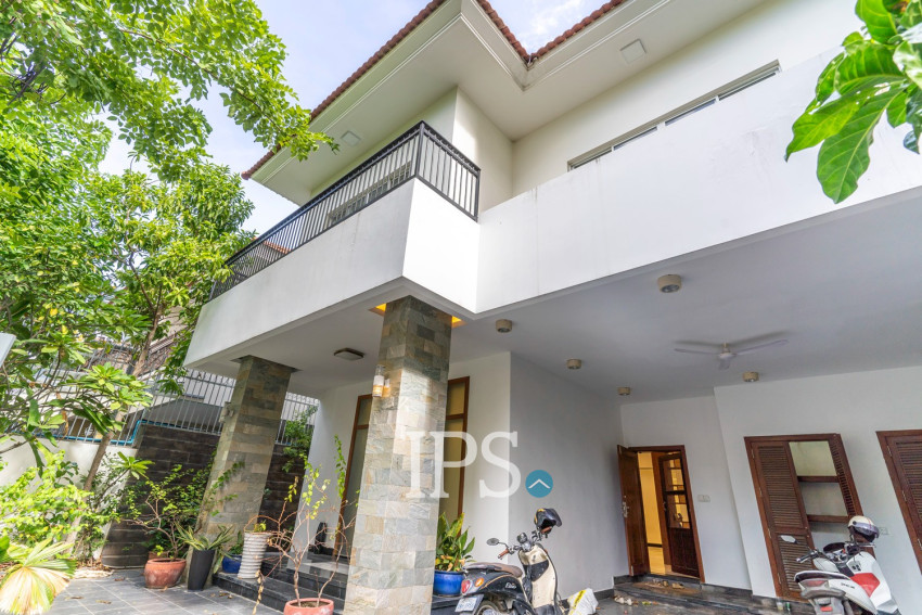 4 Bedroom Villa For Rent - Bassac Garden City, Tonle Bassac, Phnom Penh