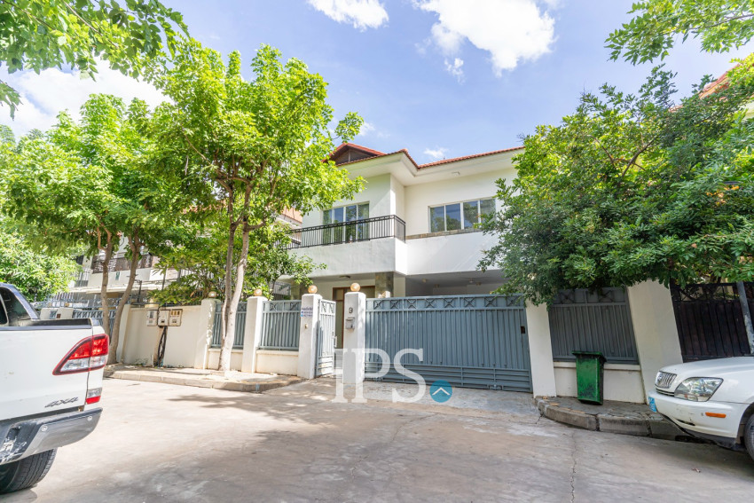 4 Bedroom Villa For Rent - Bassac Garden City, Tonle Bassac, Phnom Penh