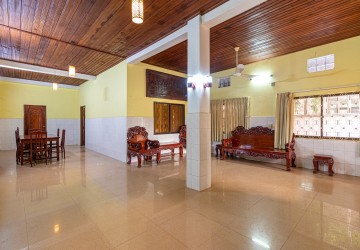 3 Bedrooms House for Rent - Slor Kram, Siem Reap thumbnail