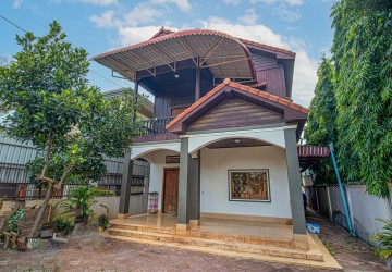 3 Bedrooms House for Rent - Slor Kram, Siem Reap thumbnail