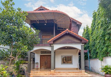 3 Bedrooms House for Rent - Slor Kram, Siem Reap thumbnail