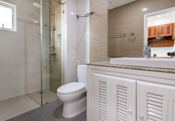2 Bedroom Serviced Apartment For Rent - Boeung Trabek, Phnom Penh thumbnail