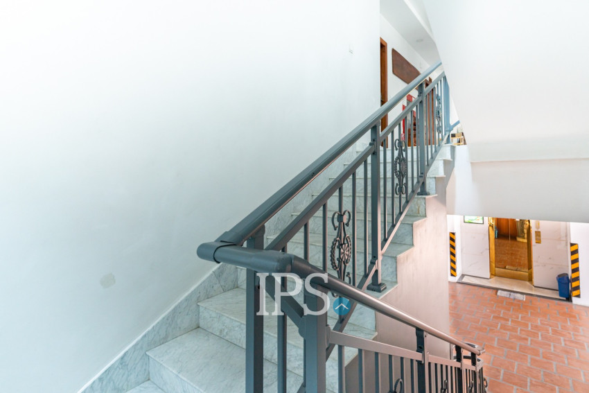 2 Bedroom Serviced Apartment For Rent - Boeung Trabek, Phnom Penh