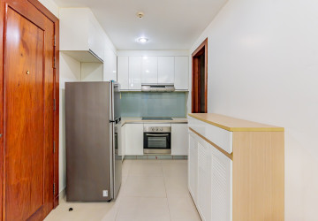 1 Bedroom Serviced Apartment For Rent - BKK1, Phnom Penh thumbnail