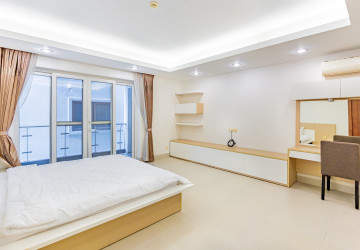 1 Bedroom Serviced Apartment For Rent - BKK1, Phnom Penh thumbnail