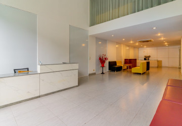 1 Bedroom Serviced Apartment For Rent - BKK1, Phnom Penh thumbnail