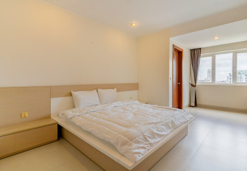 2 Bedroom Serviced Apartment For Rent - BKK1, Phnom Penh thumbnail
