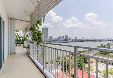 1 Bedroom Serviced Apartment For Rent - Chroy Changvar, Phnom Penh thumbnail