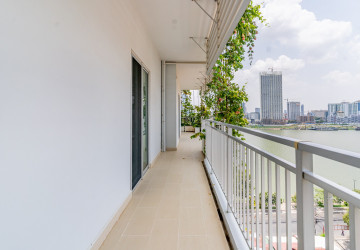 1 Bedroom Serviced Apartment For Rent - Chroy Changvar, Phnom Penh thumbnail