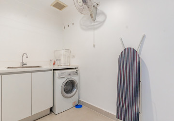 2 Bedroom Serviced Apartment For Rent - Chroy Changvar, Phnom Penh thumbnail