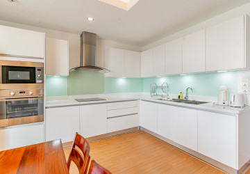 2 Bedroom Serviced Apartment For Rent - Chroy Changvar, Phnom Penh thumbnail