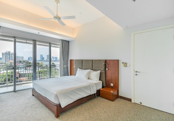 2 Bedroom Serviced Apartment For Rent - Chroy Changvar, Phnom Penh thumbnail