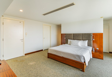 4 Bedroom Duplex Serviced Apartment For Rent - Chroy Changvar, Phnom Penh thumbnail