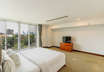 4 Bedroom Duplex Serviced Apartment For Rent - Chroy Changvar, Phnom Penh thumbnail