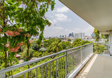 4 Bedroom Duplex Serviced Apartment For Rent - Chroy Changvar, Phnom Penh thumbnail