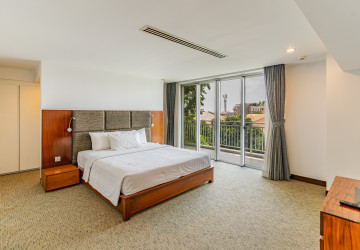 4 Bedroom Duplex Serviced Apartment For Rent - Chroy Changvar, Phnom Penh thumbnail