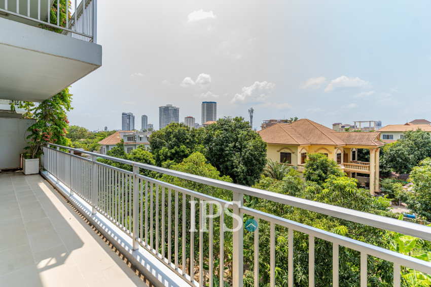 4 Bedroom Duplex Serviced Apartment For Rent - Chroy Changvar, Phnom Penh