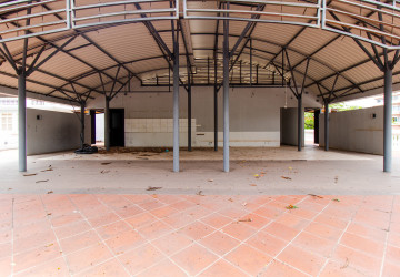 891 Sqm Commercial Building For Rent - Sala Kamreuk, Siem Reap thumbnail