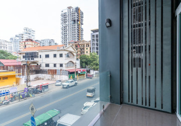 2 Bedroom Serviced Apartment For Rent - Tonle Bassac, Phnom Penh thumbnail