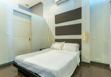 2 Bedroom Serviced Apartment For Rent - Tonle Bassac, Phnom Penh thumbnail