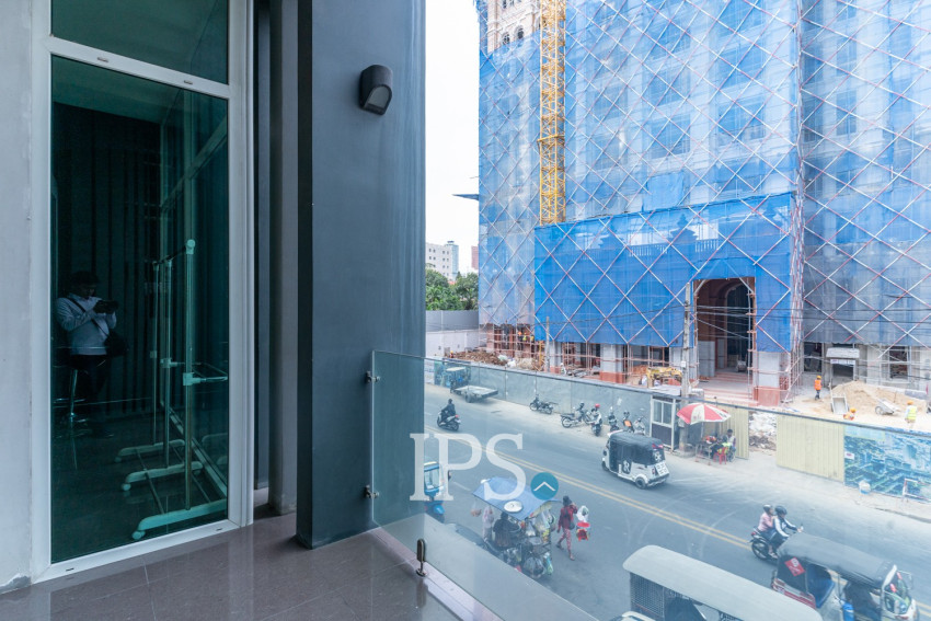 2 Bedroom Serviced Apartment For Rent - Tonle Bassac, Phnom Penh