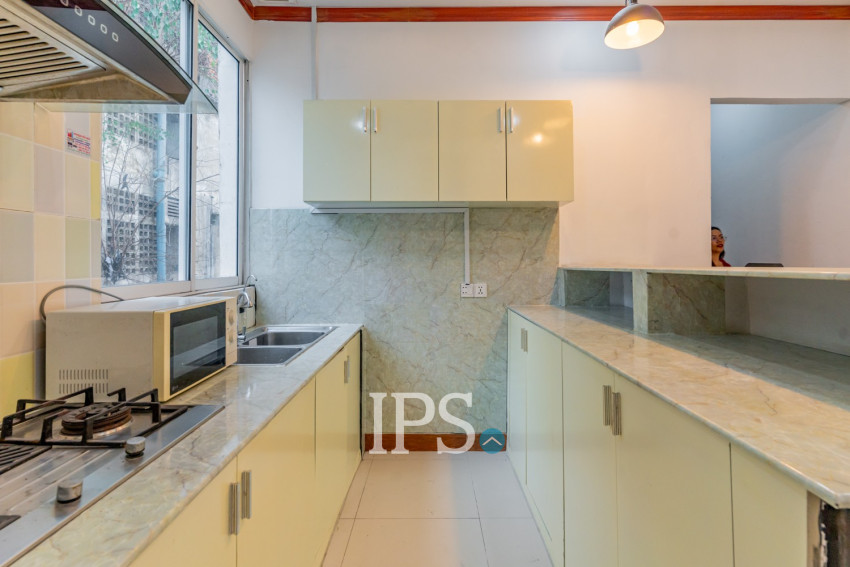 Renovated 3 Bedroom Apartment For Rent - Monorom, Phnom Penh