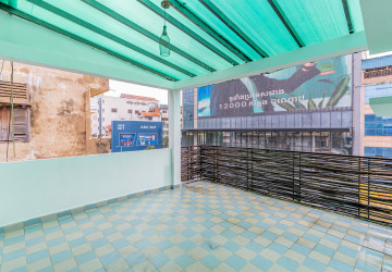 Renovated 3 Bedroom Apartment For Rent - Monorom, Phnom Penh thumbnail