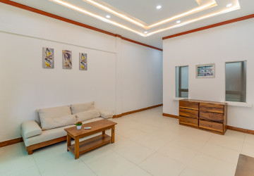 Renovated 3 Bedroom Apartment For Rent - Monorom, Phnom Penh thumbnail
