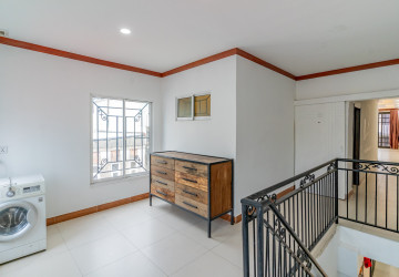 Renovated 3 Bedroom Apartment For Rent - Monorom, Phnom Penh thumbnail