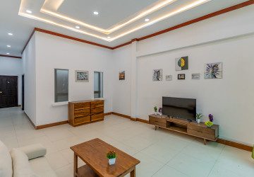 Renovated 3 Bedroom Apartment For Rent - Monorom, Phnom Penh thumbnail
