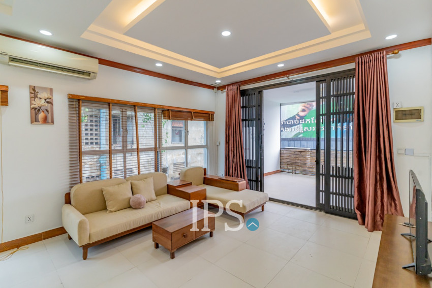 Renovated 3 Bedroom Apartment For Rent - Monorom, Phnom Penh