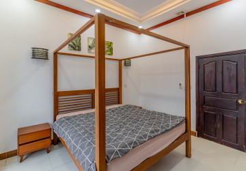 Renovated 3 Bedroom Apartment For Rent - Monorom, Phnom Penh thumbnail