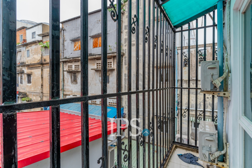 Renovated 3 Bedroom Apartment For Rent - Monorom, Phnom Penh