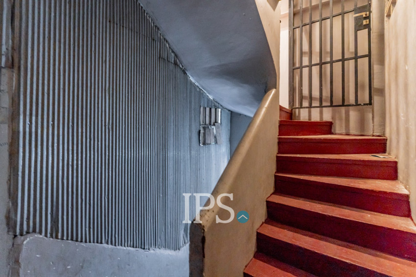 Renovated 3 Bedroom Apartment For Rent - Monorom, Phnom Penh