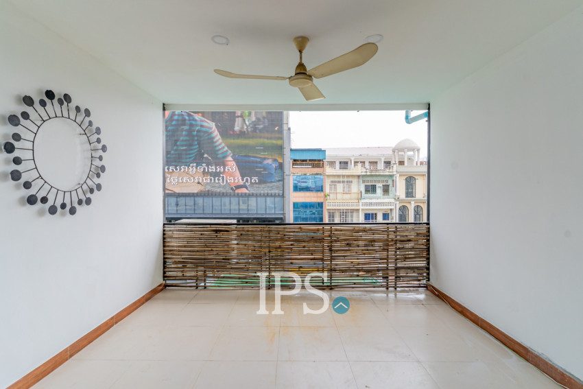 Renovated 3 Bedroom Apartment For Rent - Monorom, Phnom Penh