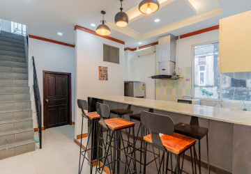 Renovated 3 Bedroom Apartment For Rent - Monorom, Phnom Penh thumbnail
